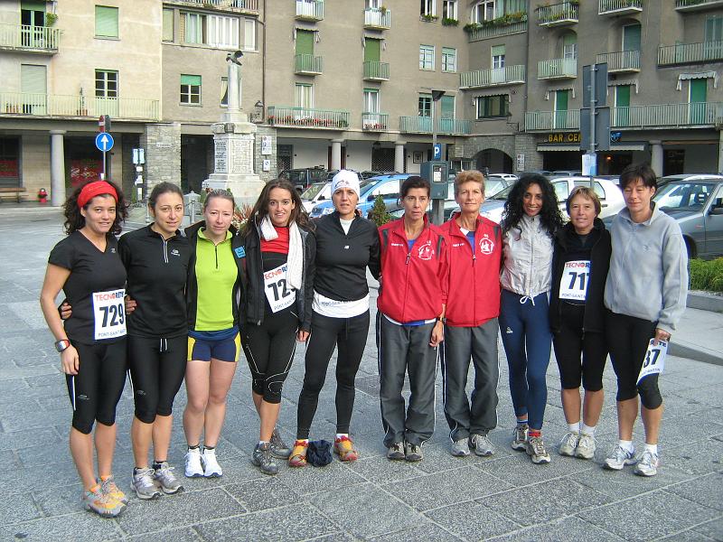 Gruppo donne 2.jpg